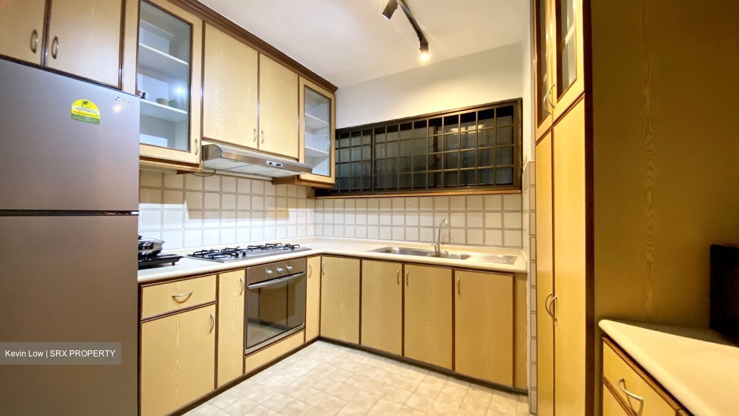 Pine Grove (D21), Condominium #499517361